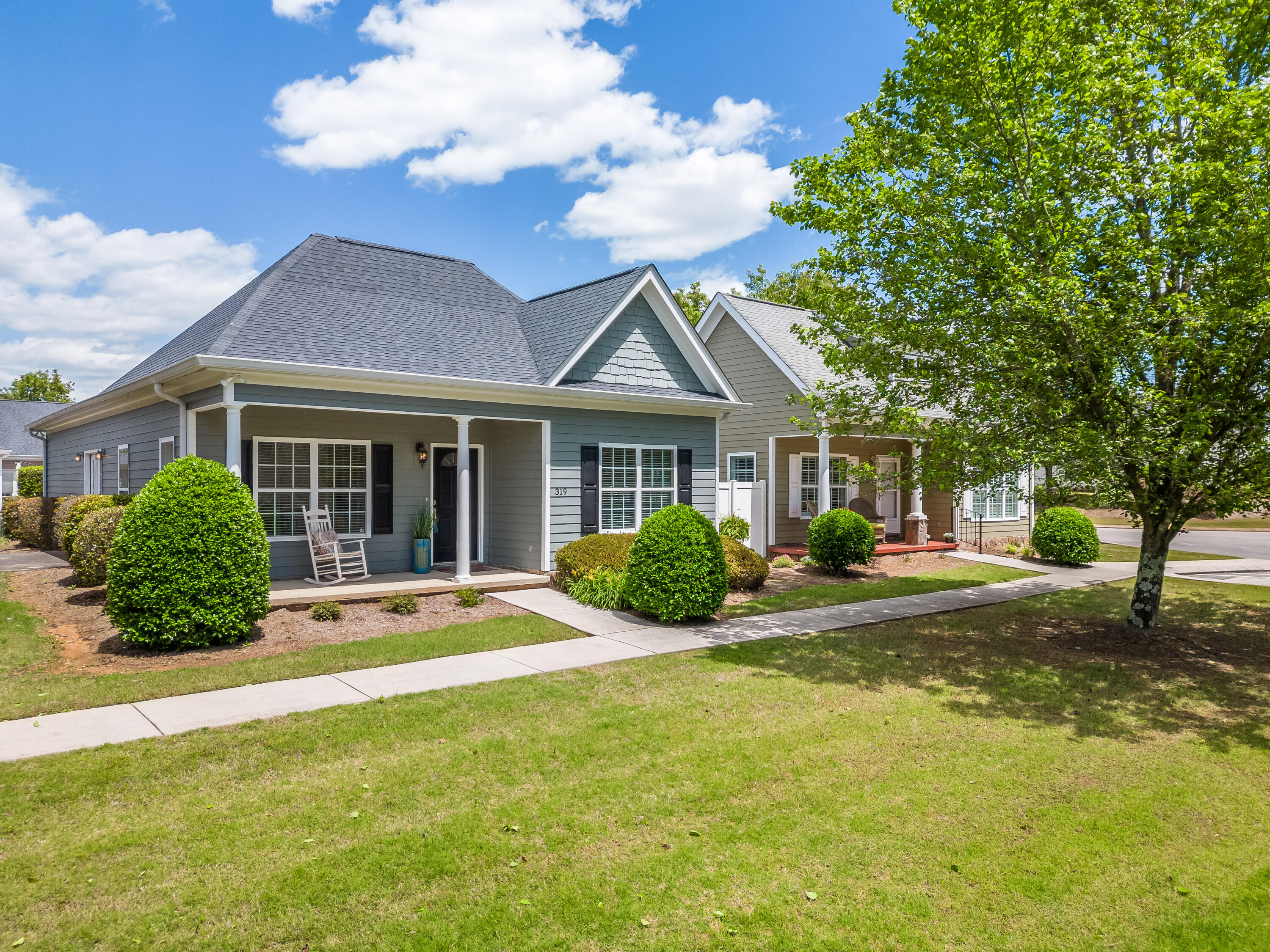 319 Callaway Court