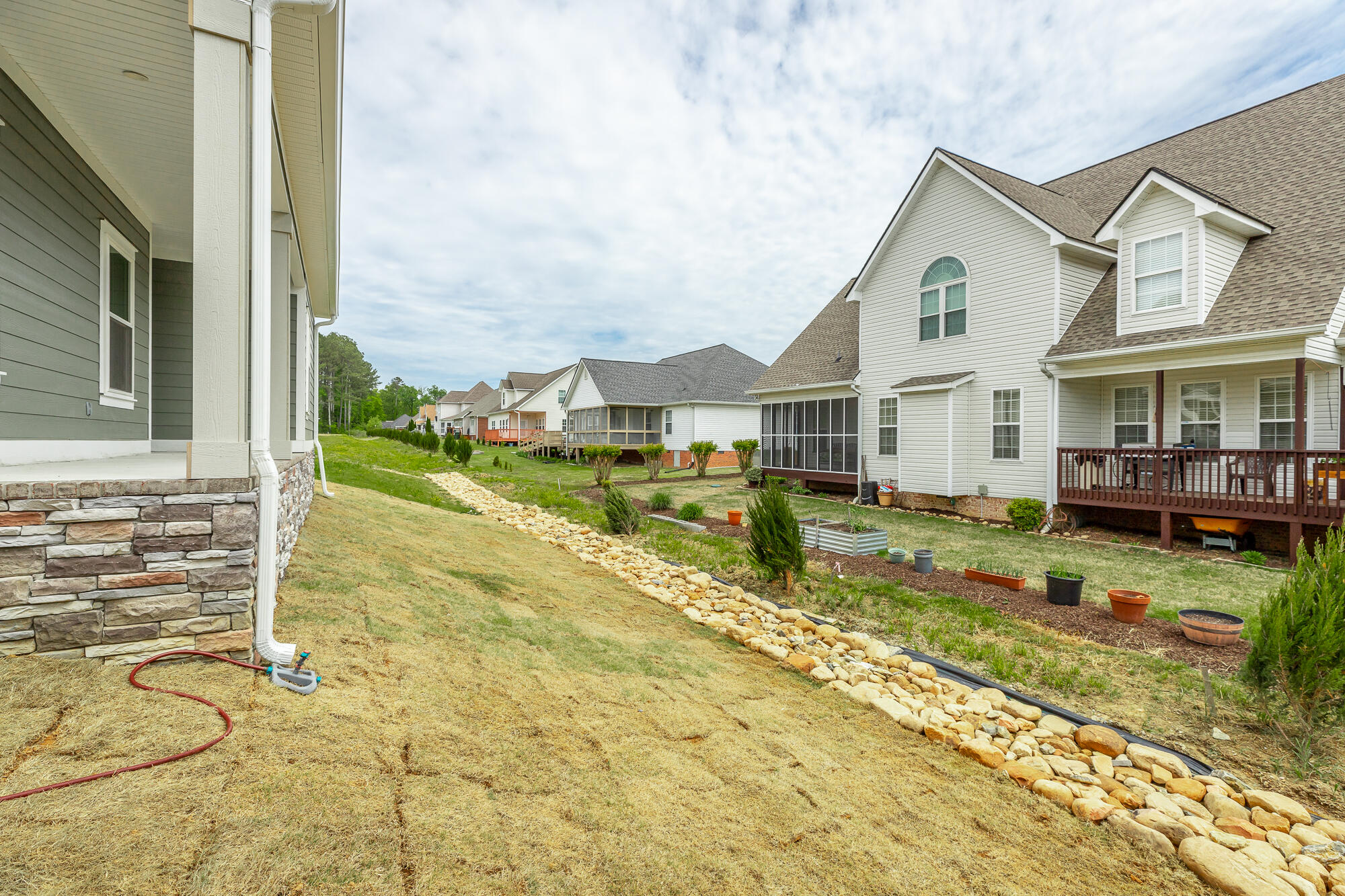 387 Willow Grove Court, 29