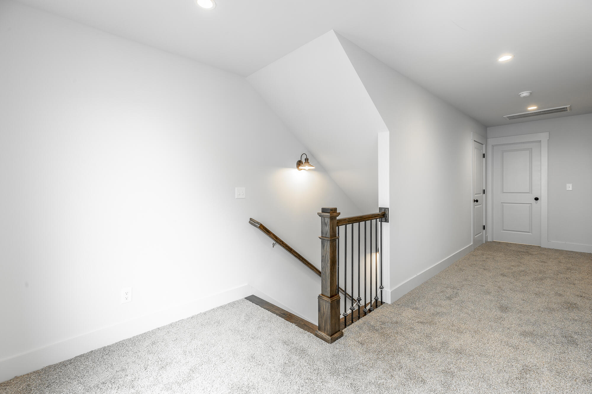 387 Willow Grove Court, 29