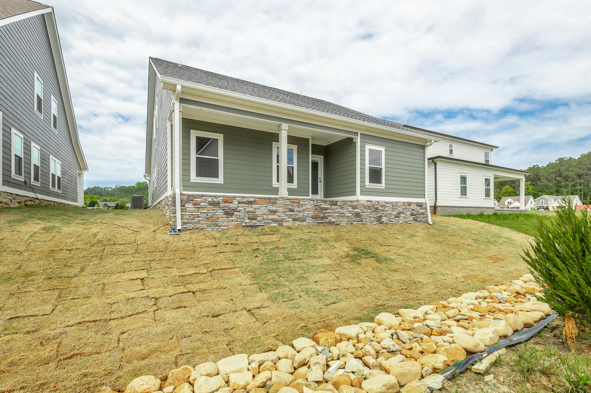 387 Willow Grove Court, 29