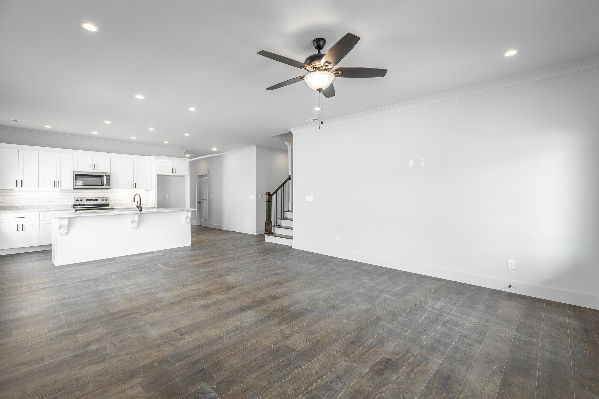 387 Willow Grove Court, 29