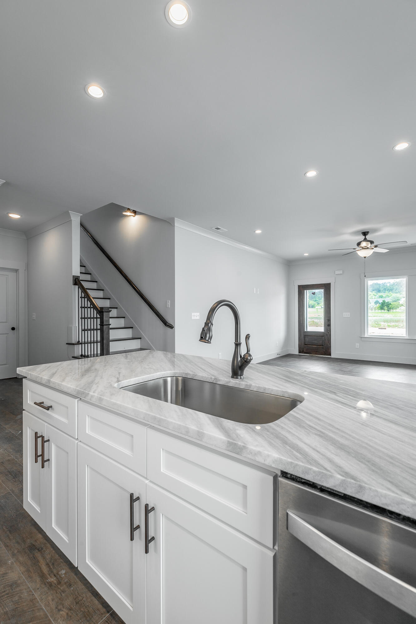 387 Willow Grove Court, 29