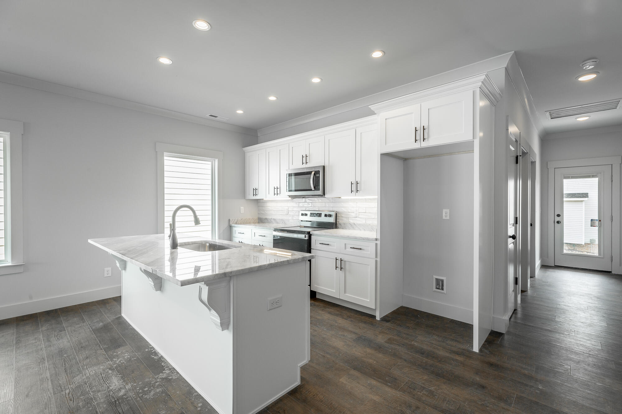 387 Willow Grove Court, 29