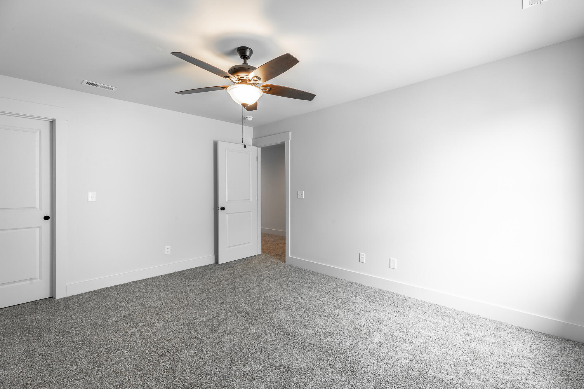387 Willow Grove Court, 29