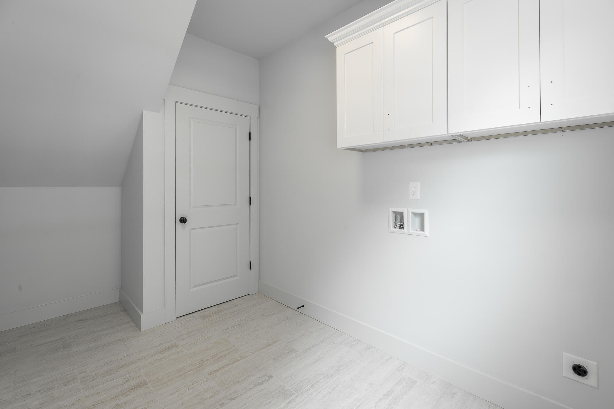 387 Willow Grove Court, 29