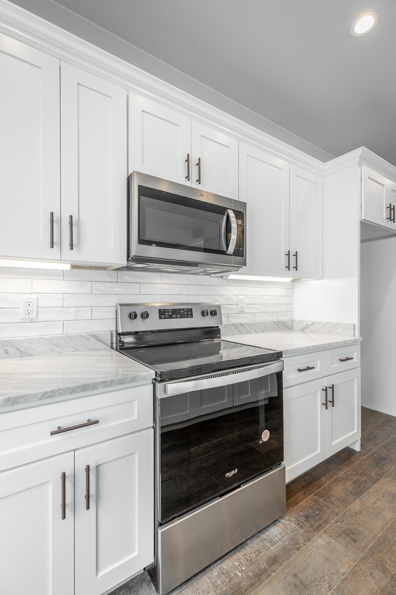 387 Willow Grove Court, 29