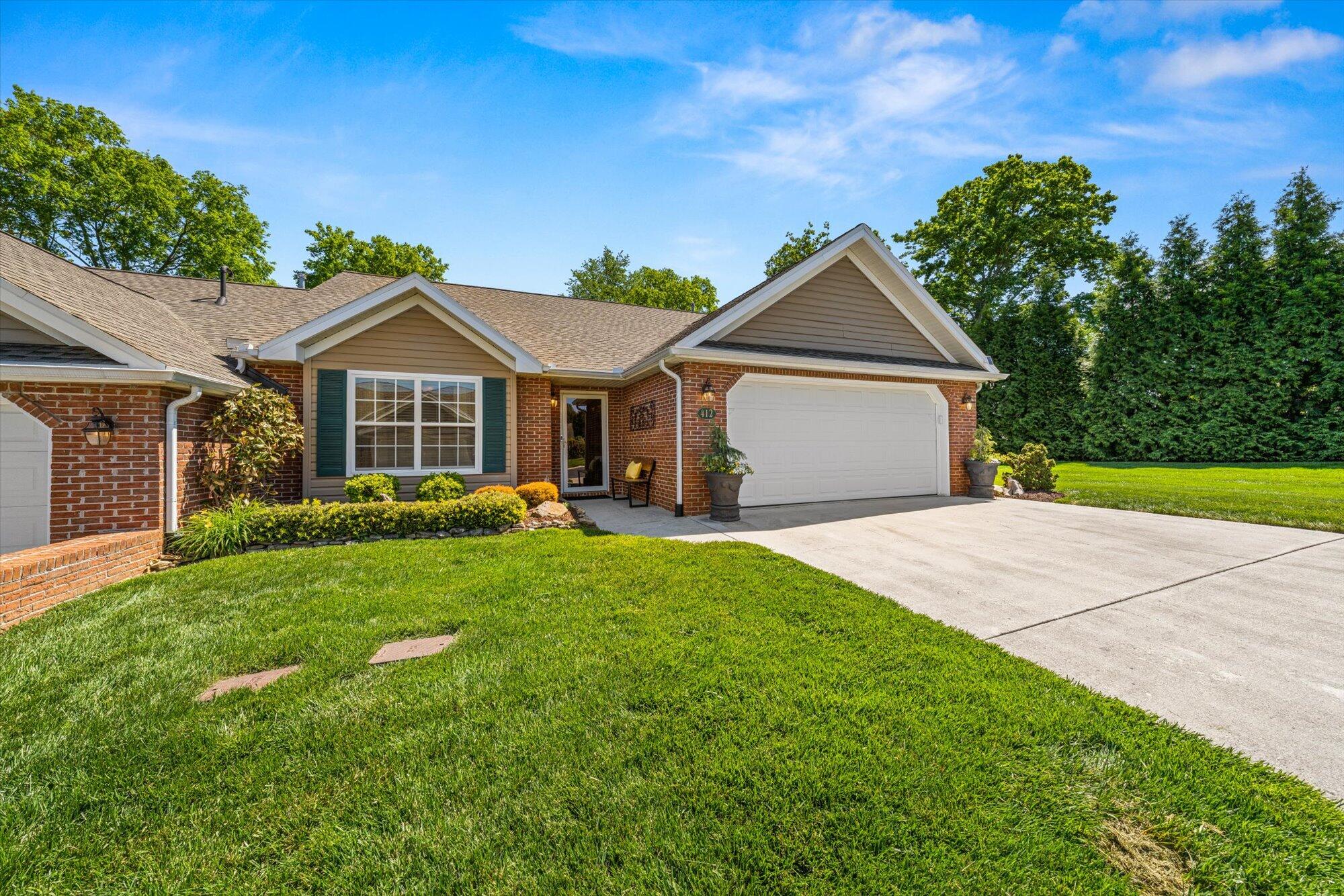 412 Winthrope Way