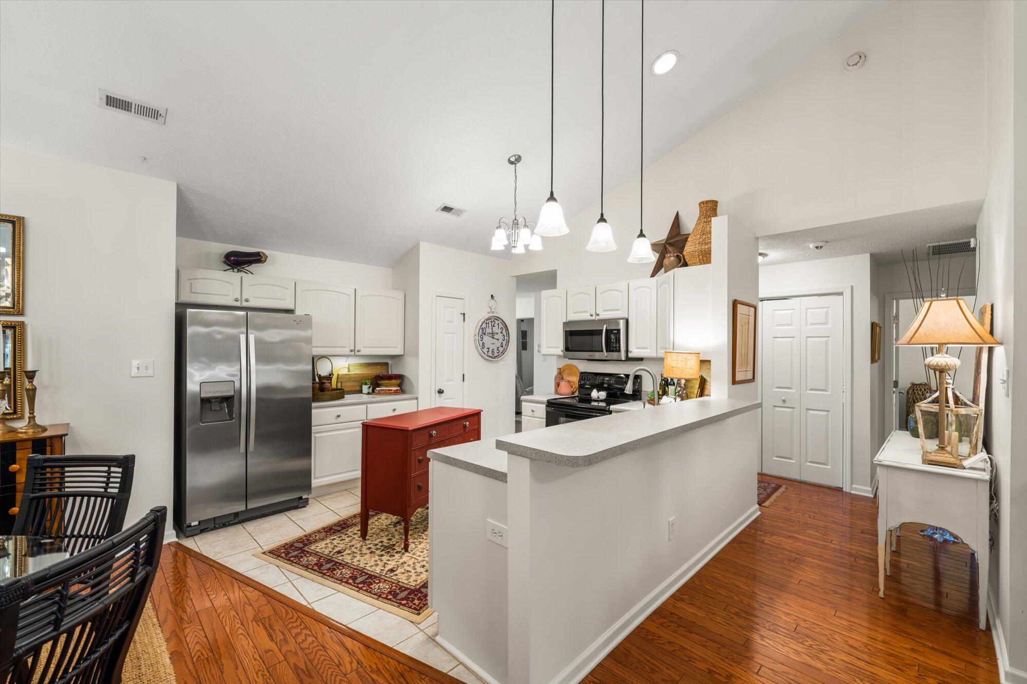 412 Winthrope Way