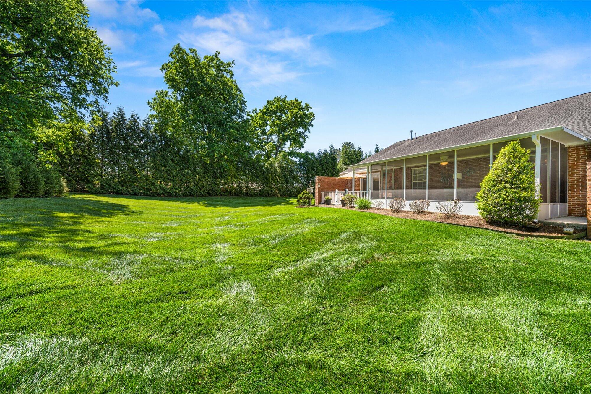 412 Winthrope Way