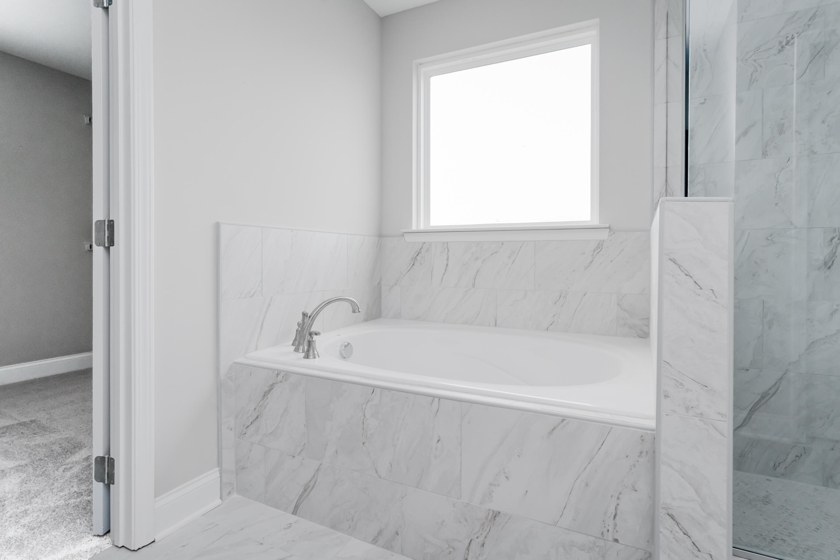 8745 Knolling Loop, 50