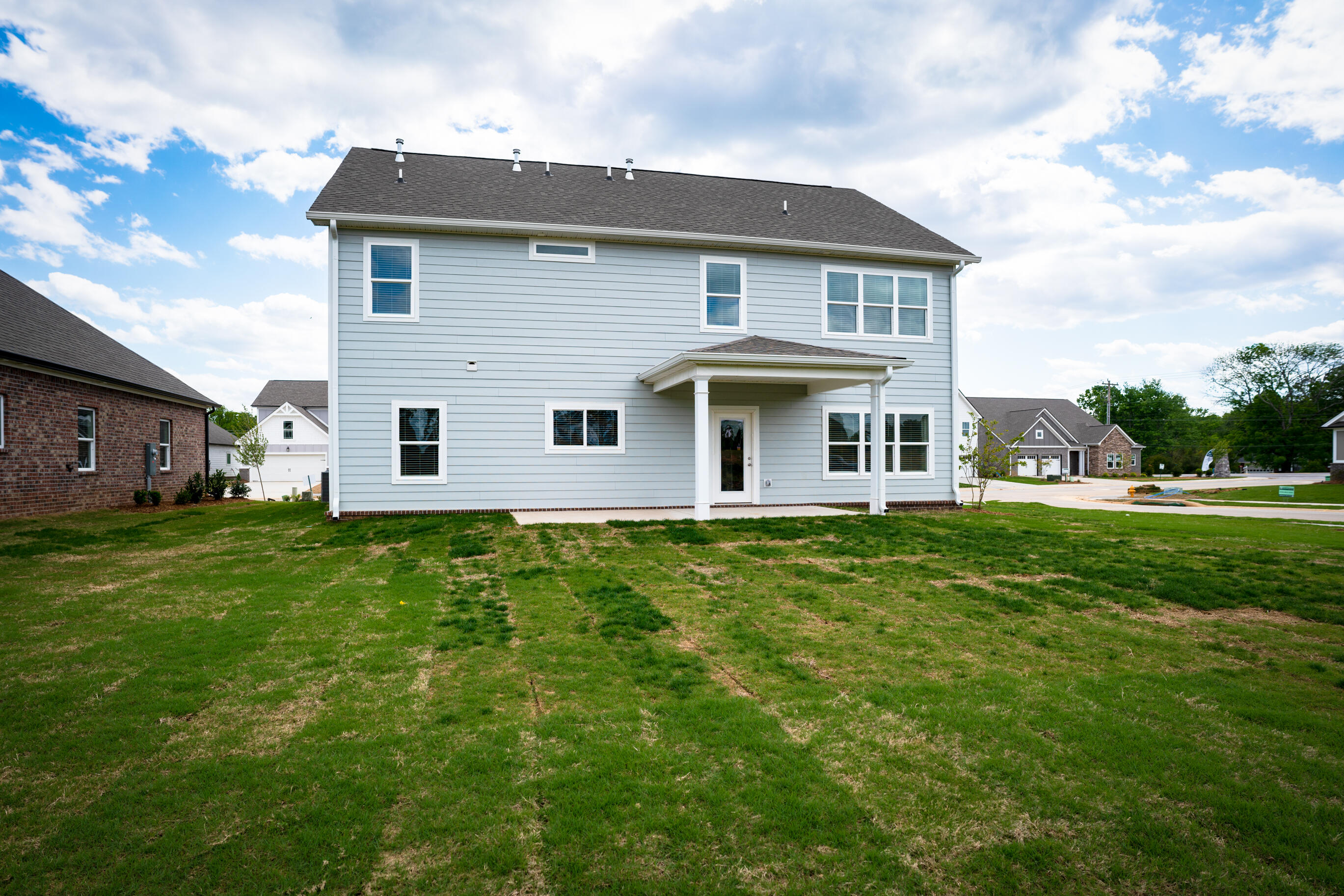 8745 Knolling Loop, 50