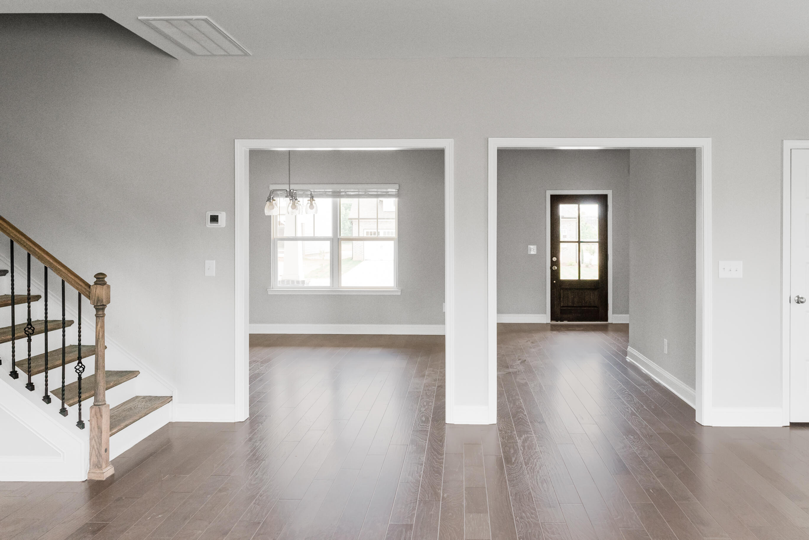 8745 Knolling Loop, 50