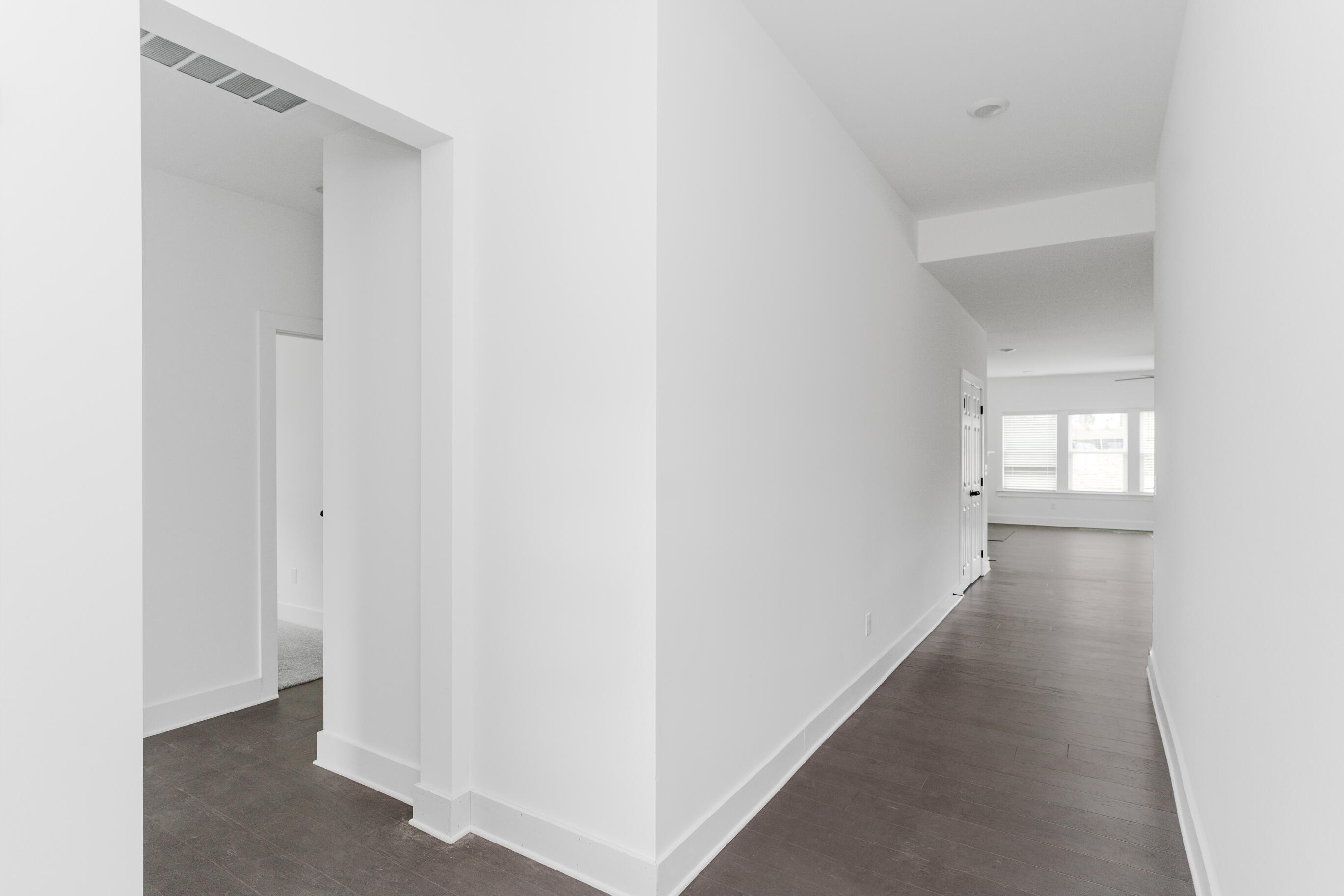 8761 Knolling Loop, 51