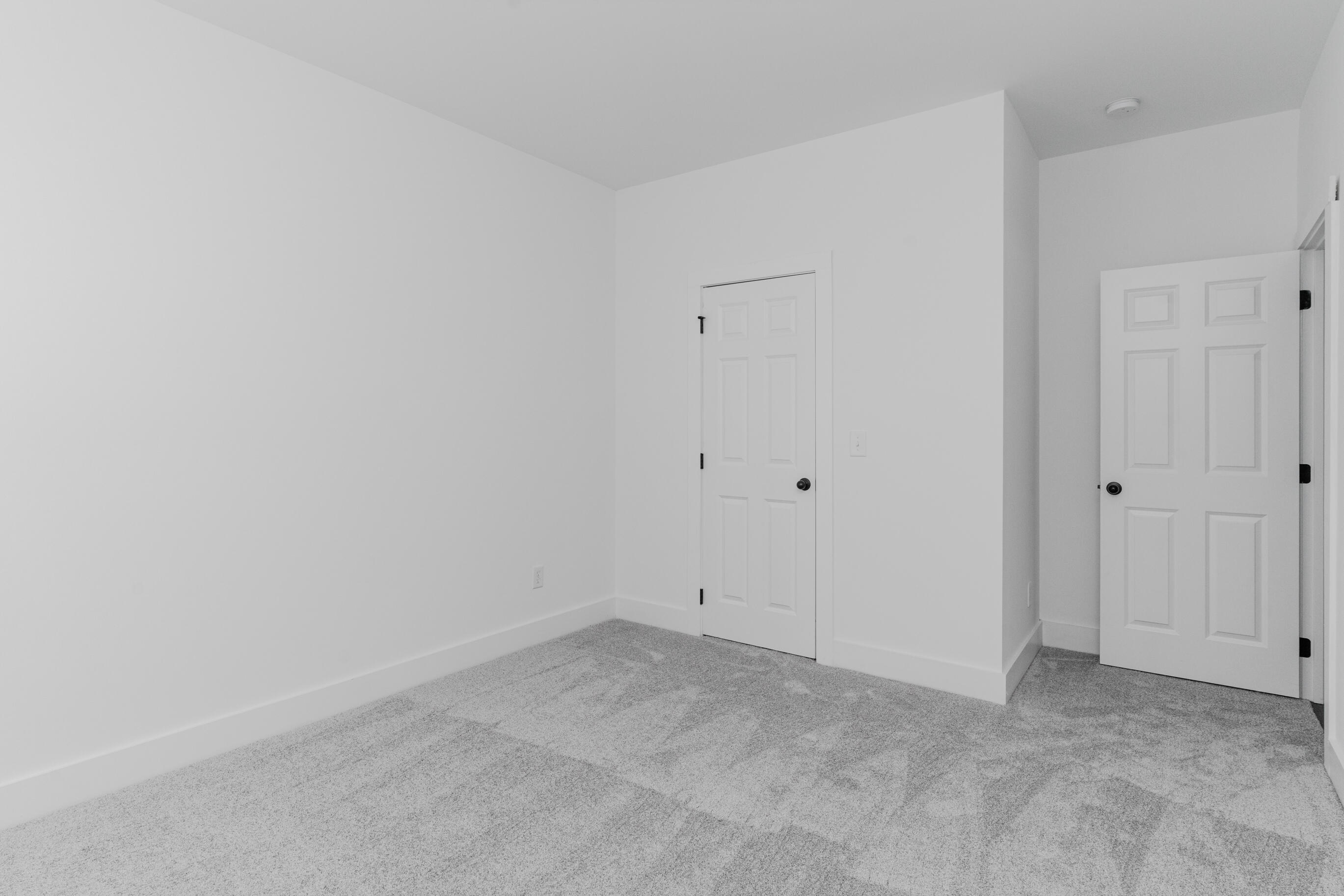 8761 Knolling Loop, 51