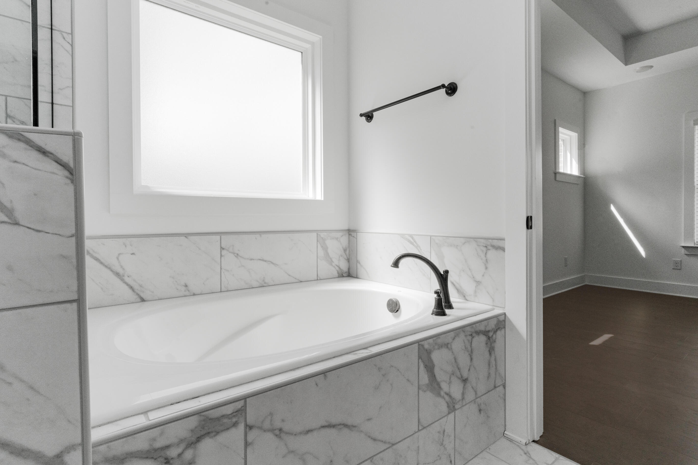 8761 Knolling Loop, 51