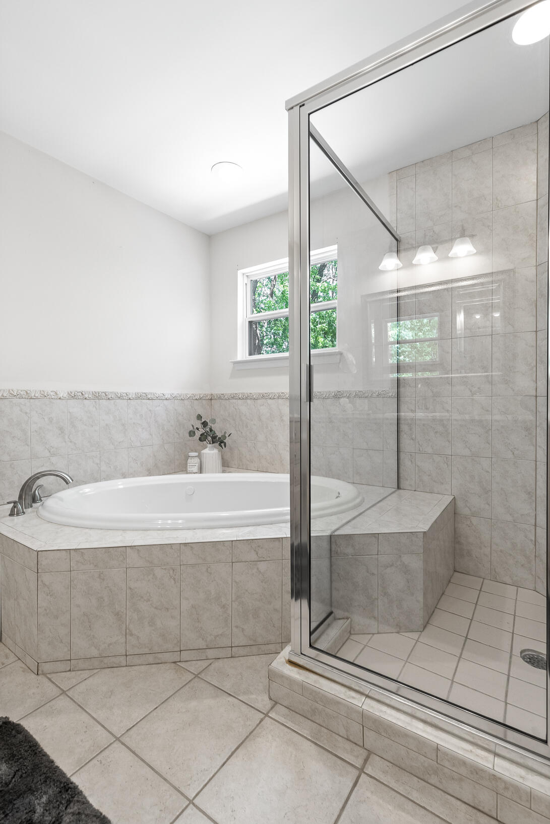 3208 Ozark Circle
