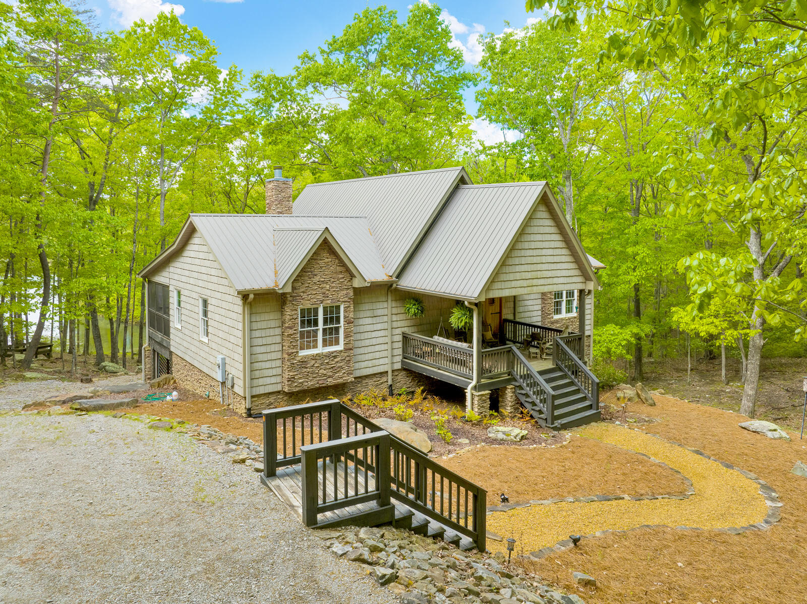 48 Everett Road
