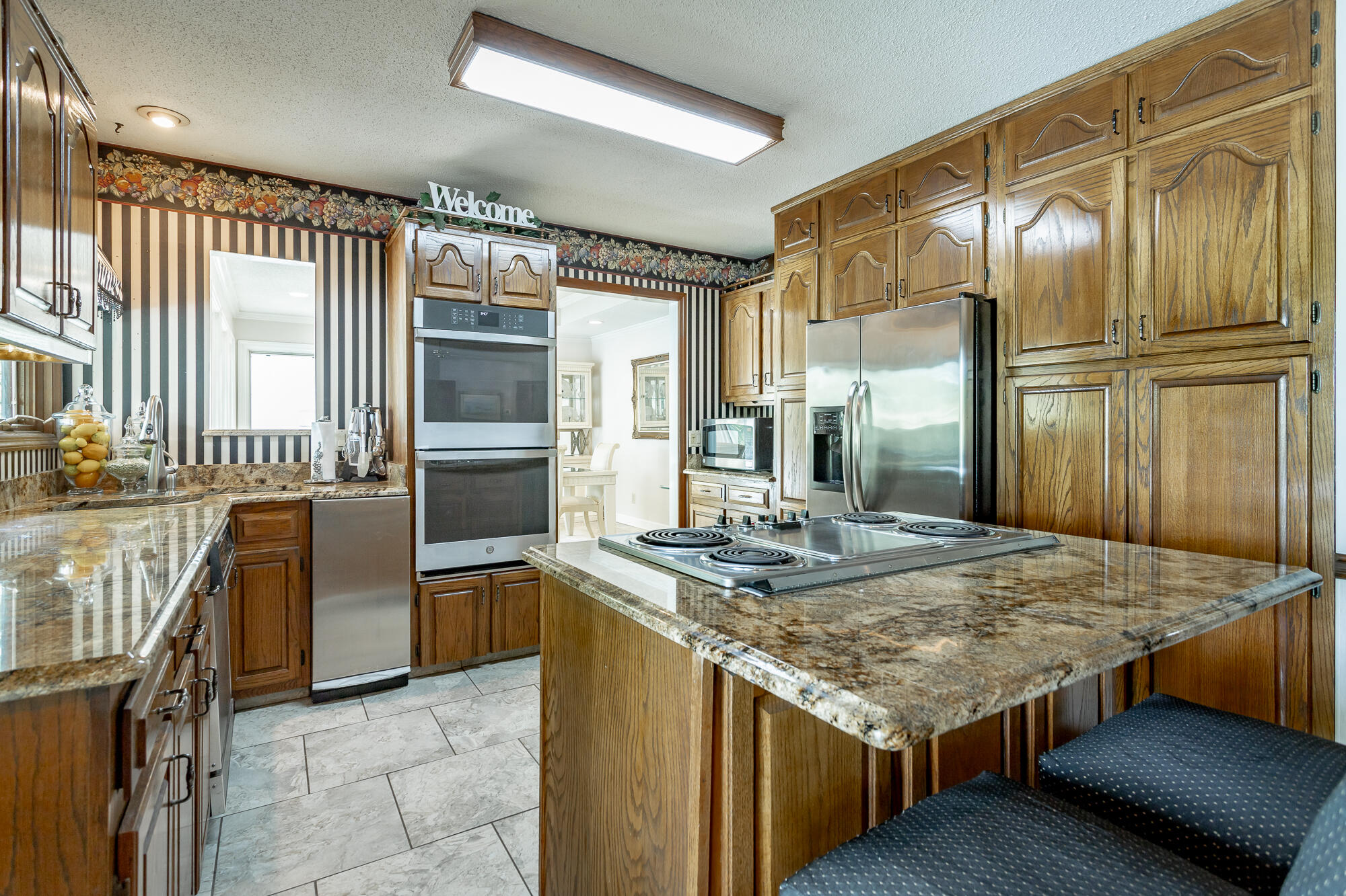 1121 Clift Cave Drive
