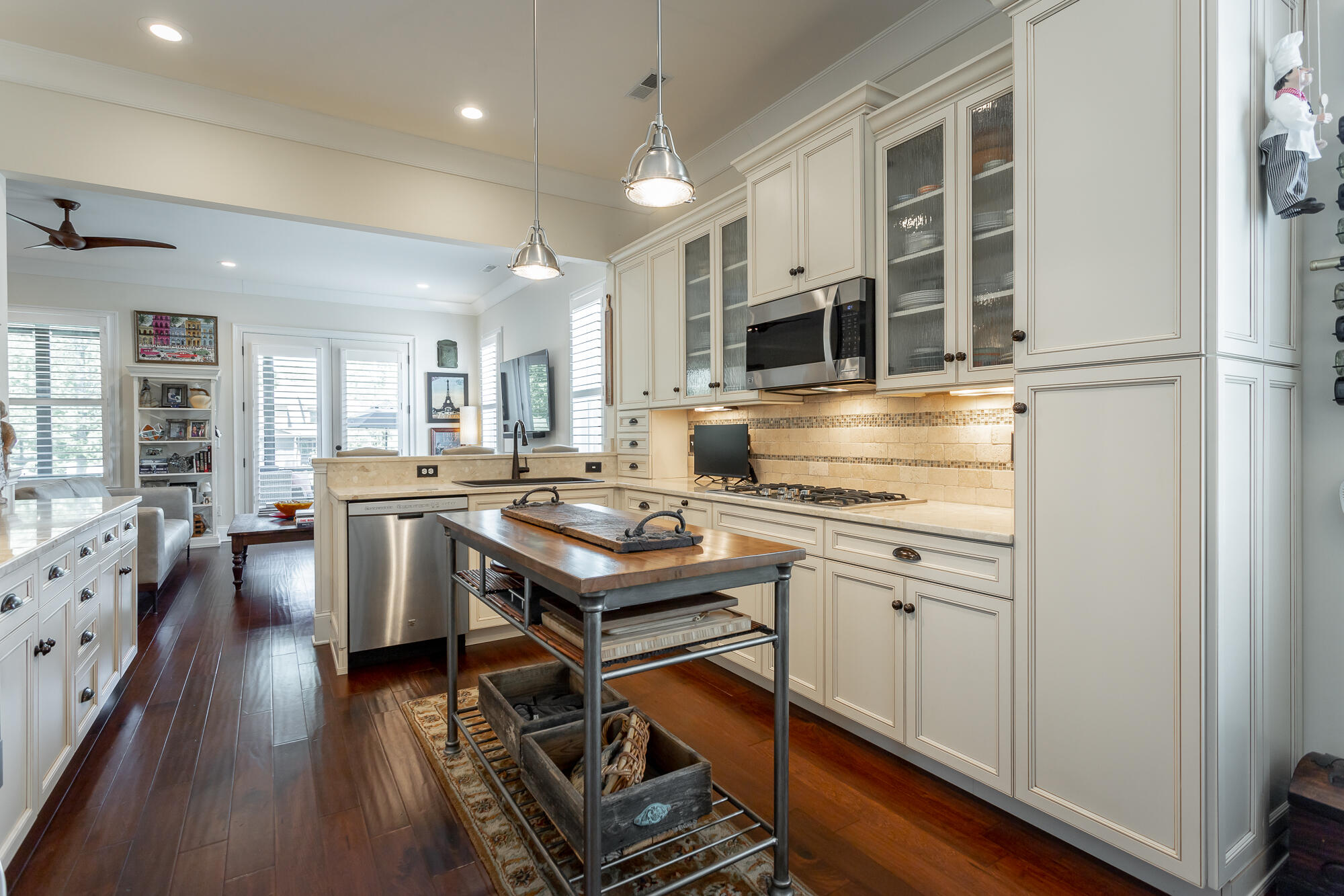 837 Waterthrush Lane