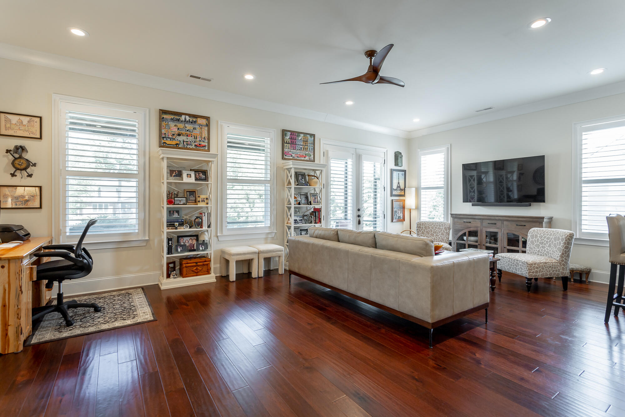 837 Waterthrush Lane