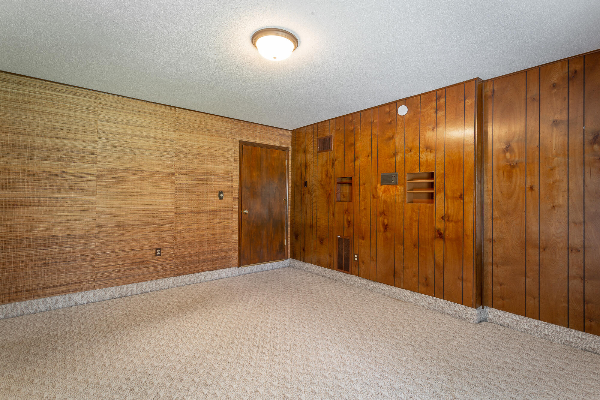 4961 Montcrest Drive