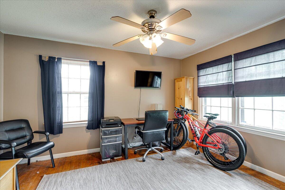 107 Sunnyside Drive