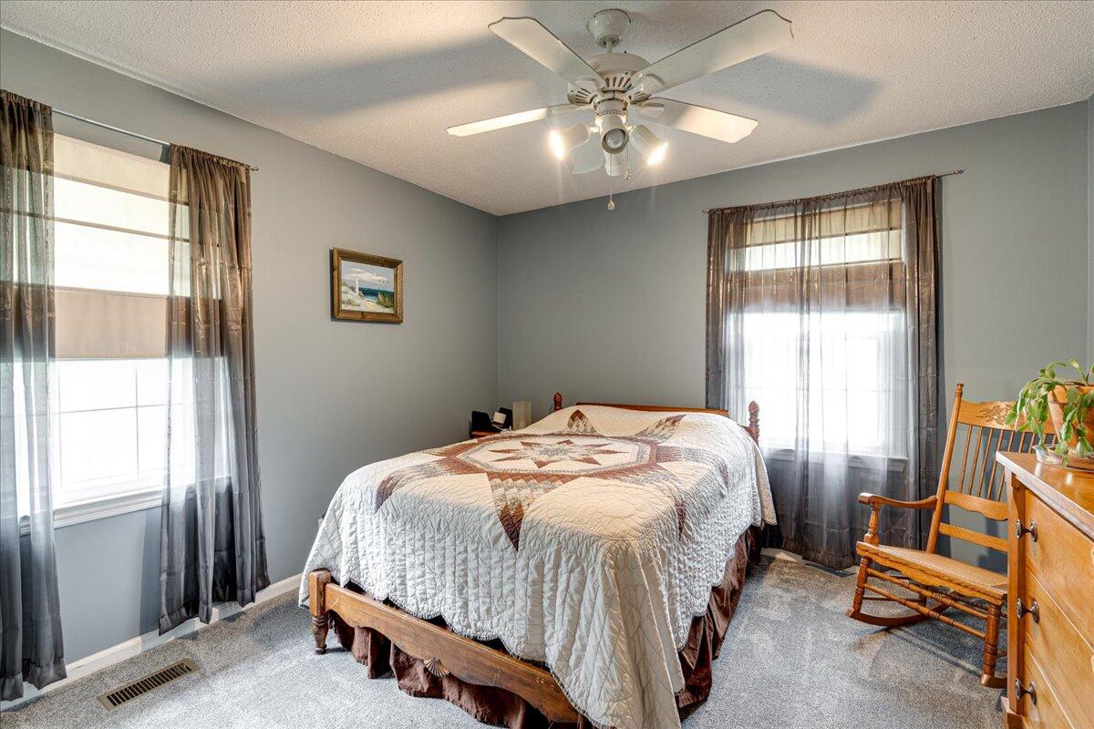 107 Sunnyside Drive