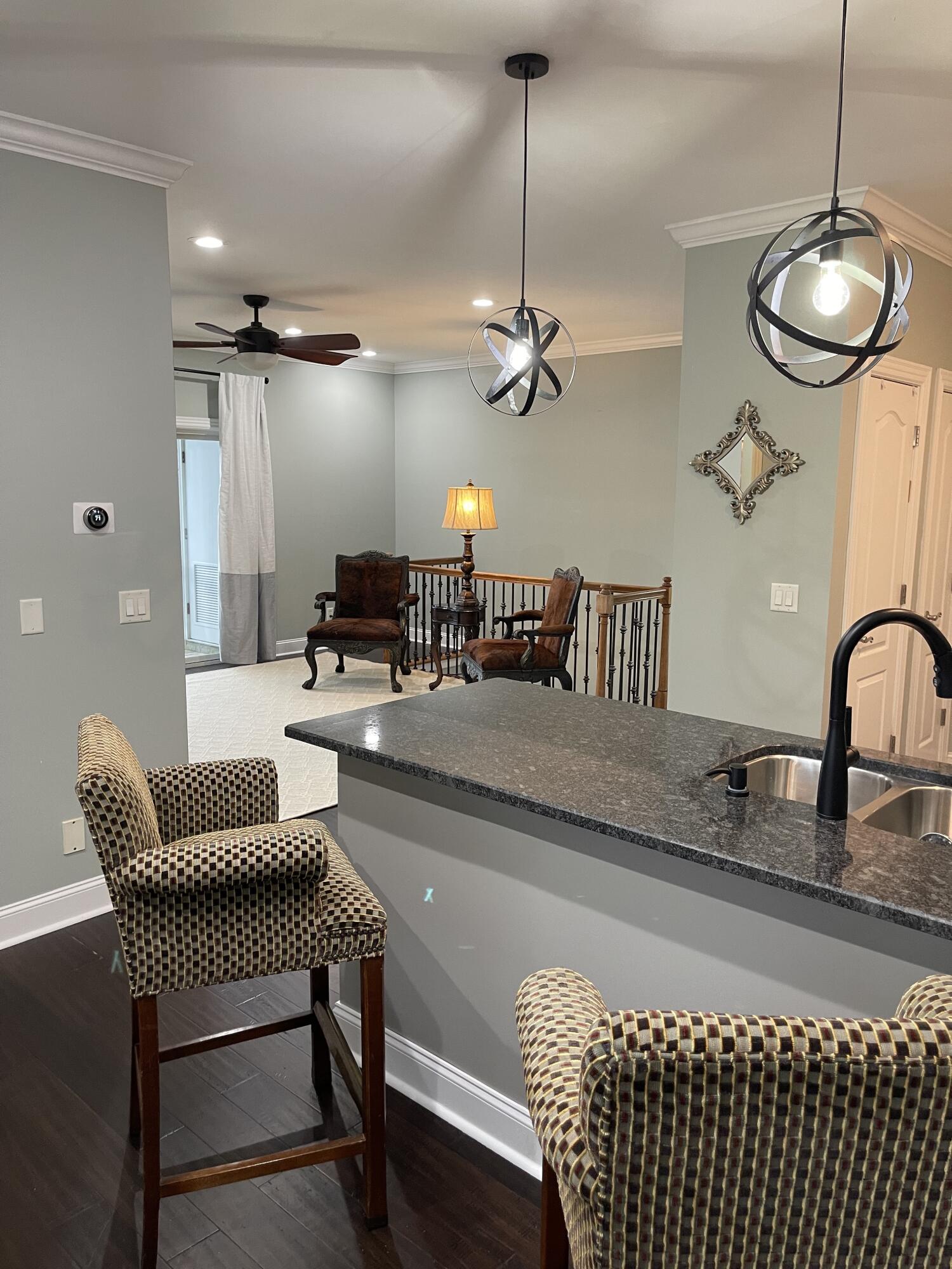 1006 Renaissance Court