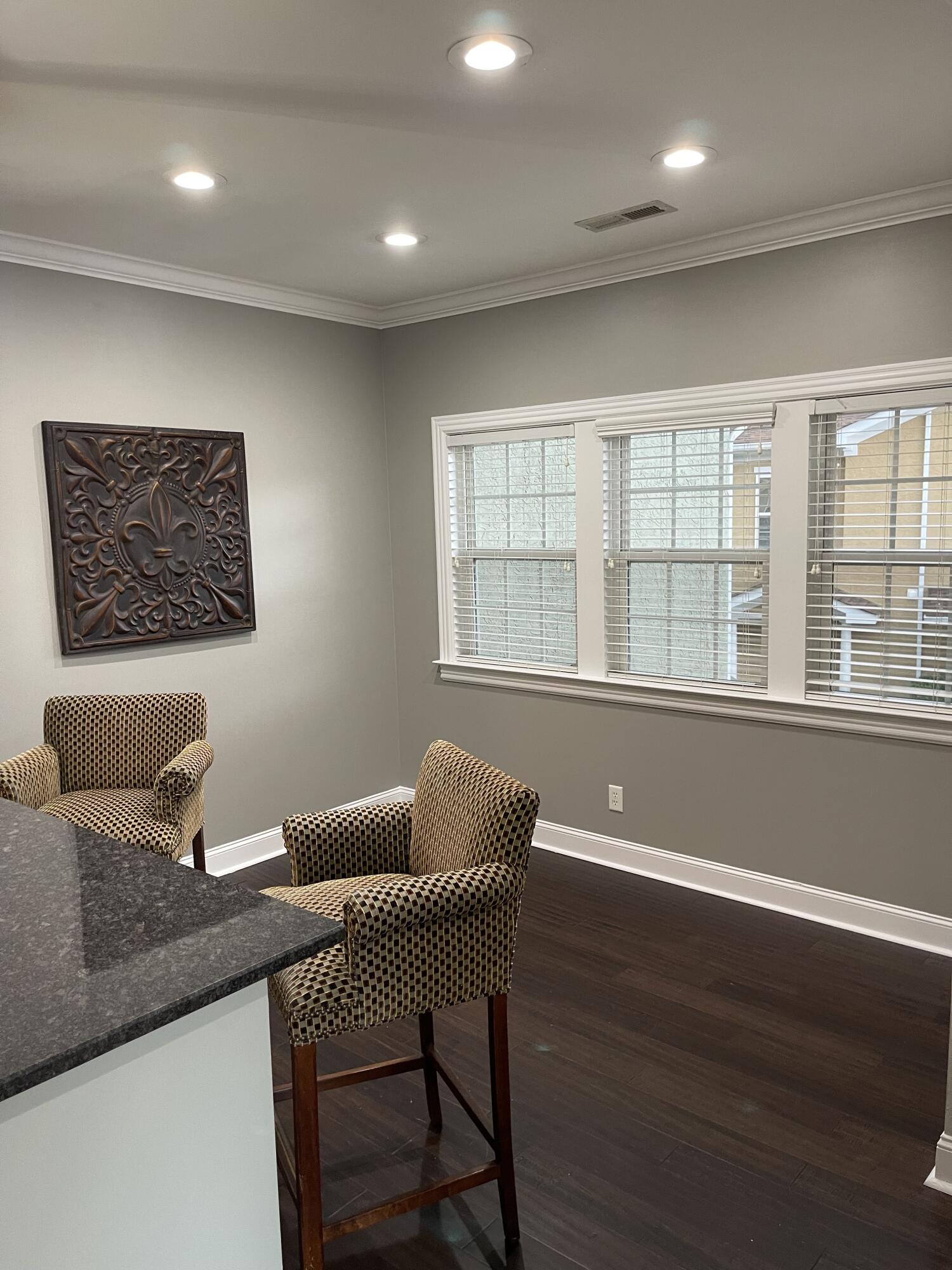 1006 Renaissance Court