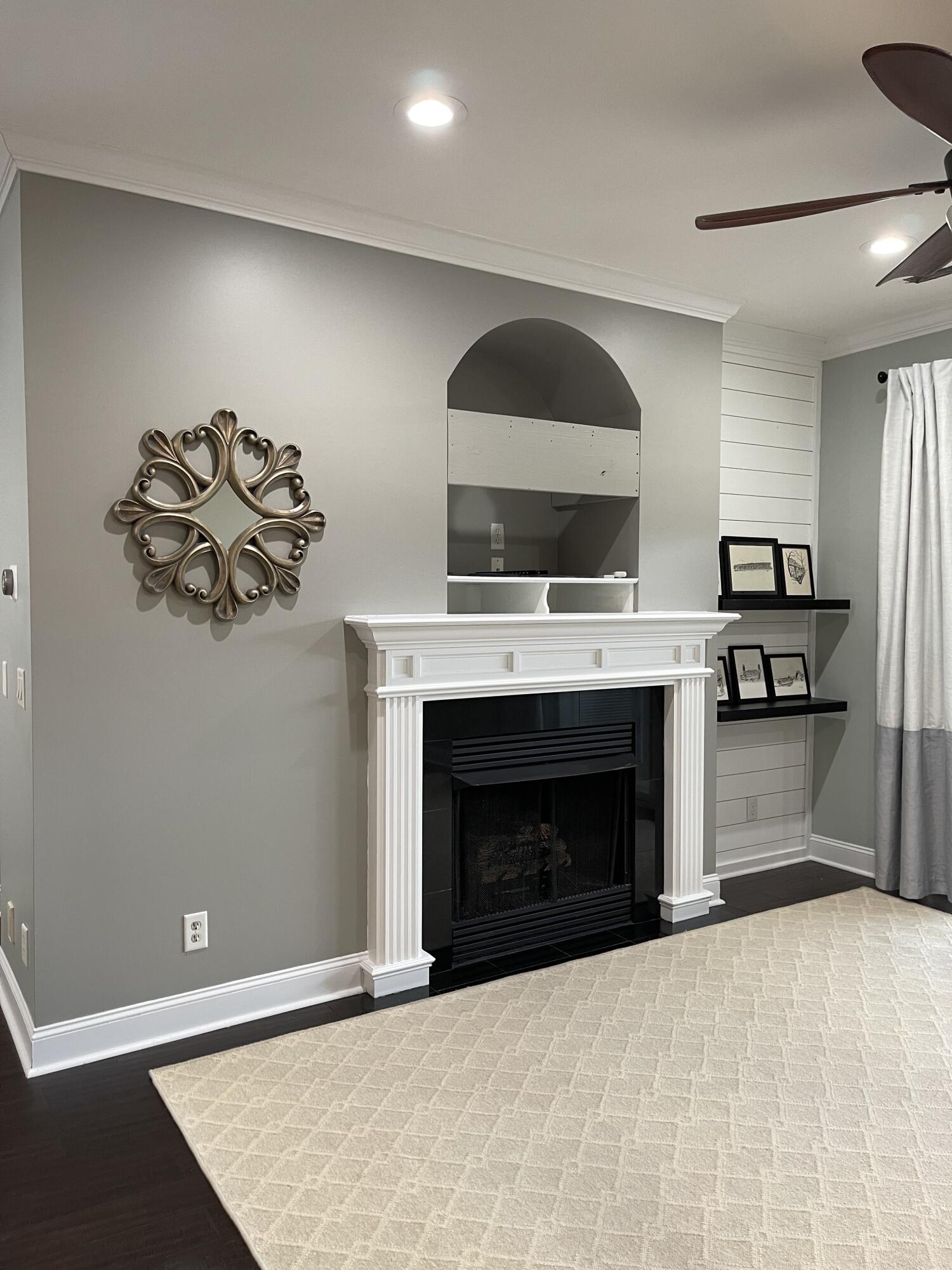 1006 Renaissance Court