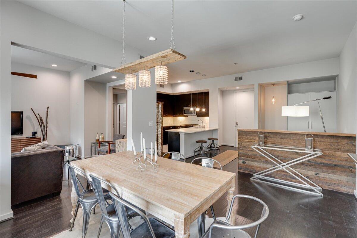 200 Manufacturers Road, Apt 440