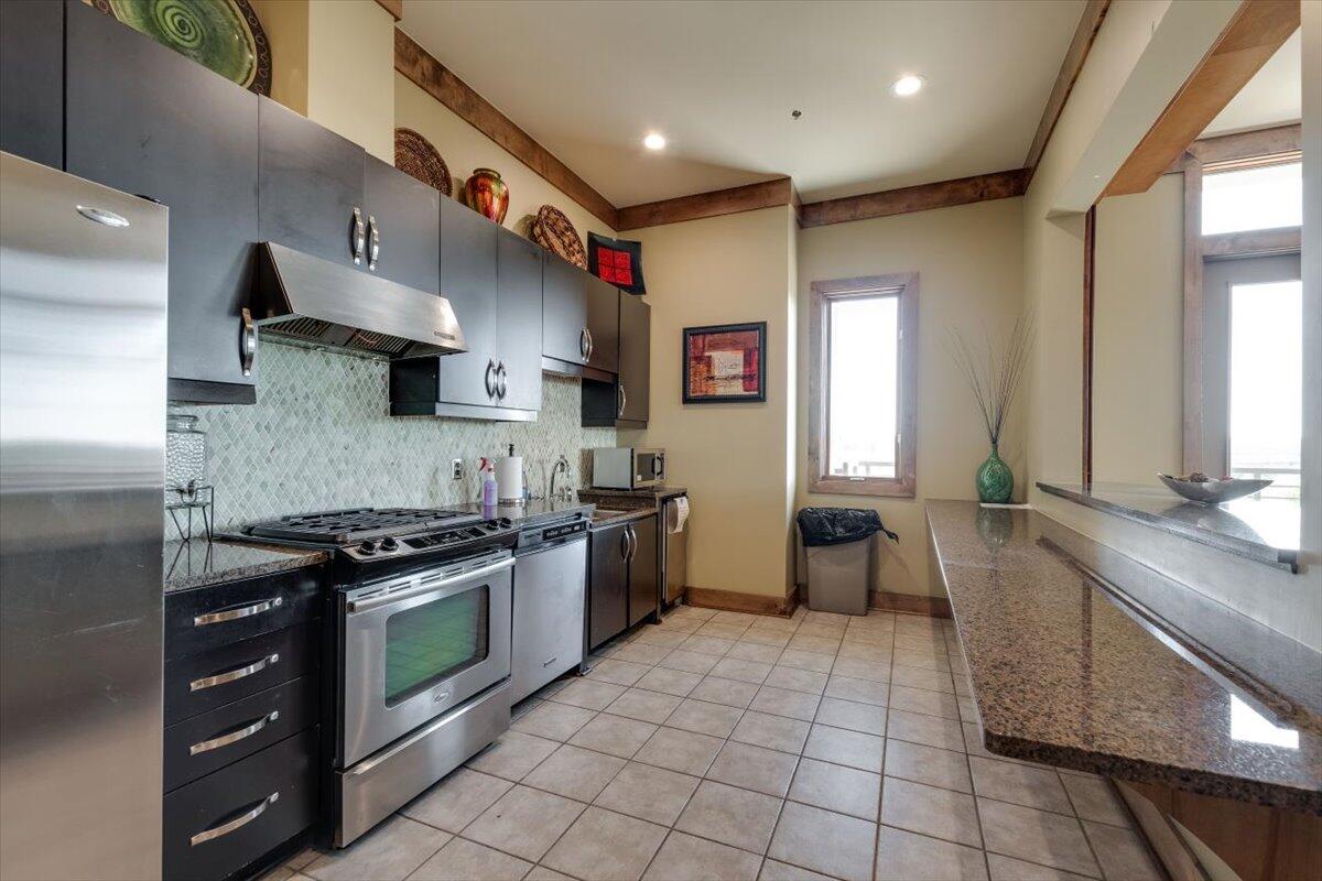 200 Manufacturers Road, Apt 440