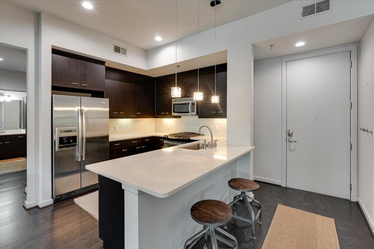 200 Manufacturers Road, Apt 440
