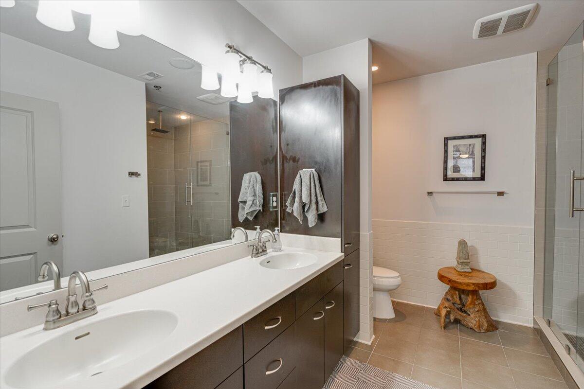 200 Manufacturers Road, Apt 440