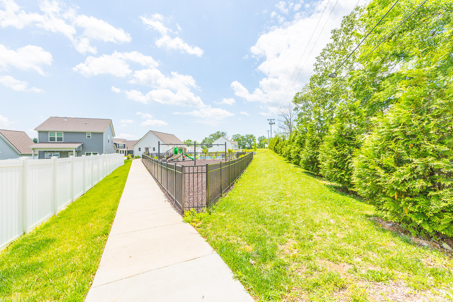 1227 Baldwin Field Circle, 58