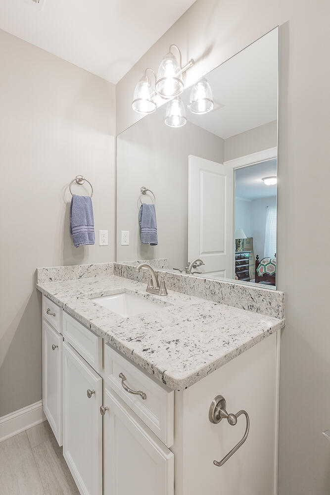 1227 Baldwin Field Circle, 58