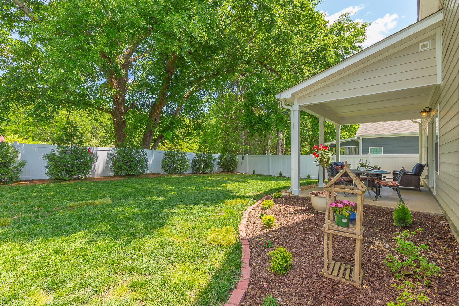 1227 Baldwin Field Circle, 58