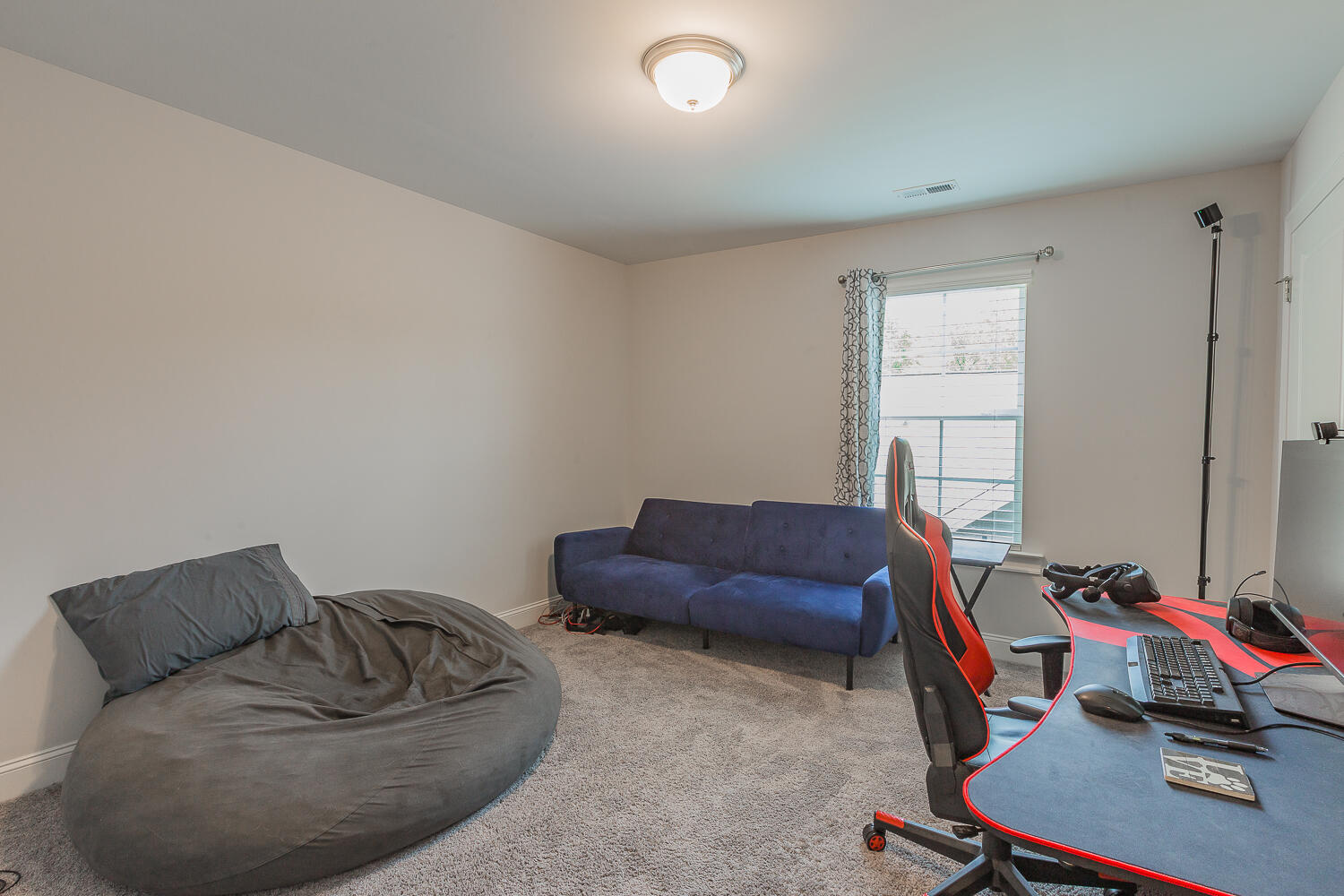 1227 Baldwin Field Circle, 58