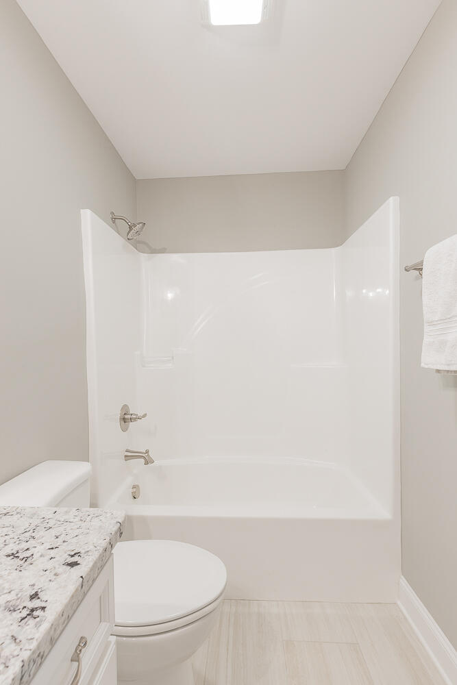 1227 Baldwin Field Circle, 58