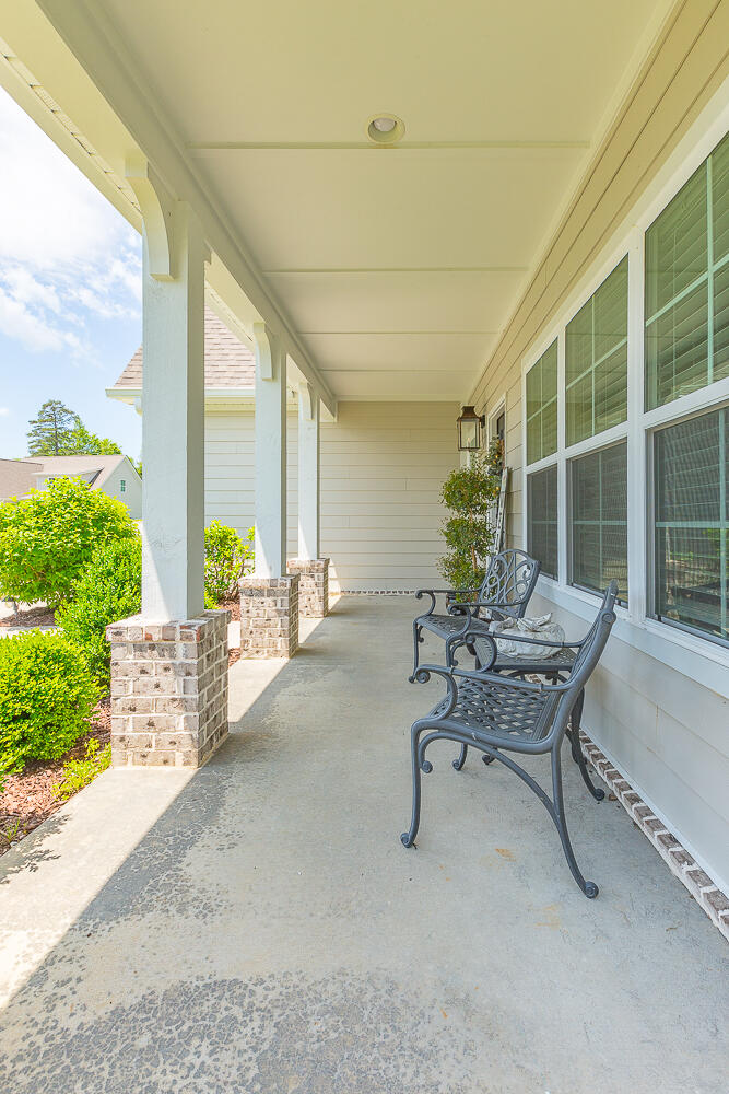 1227 Baldwin Field Circle, 58
