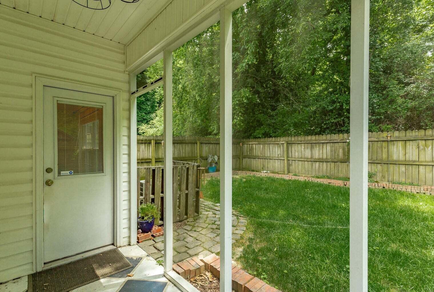 602 Narrows Way