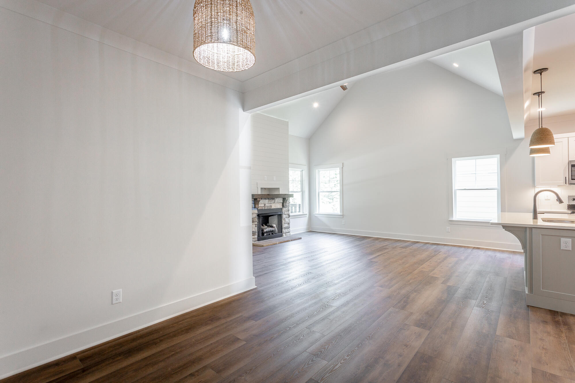 37 Willow Grove Court, 3