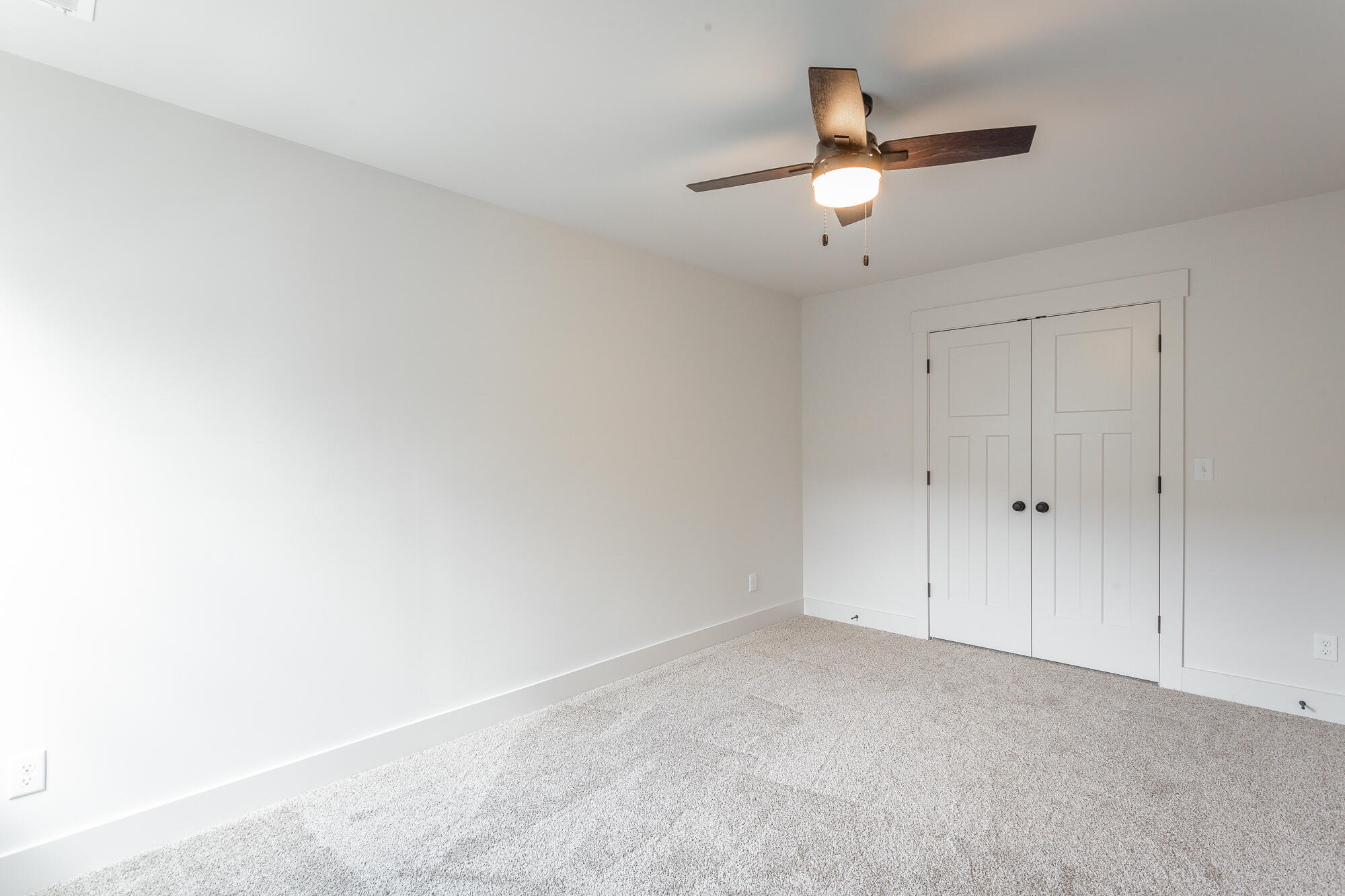 37 Willow Grove Court, 3