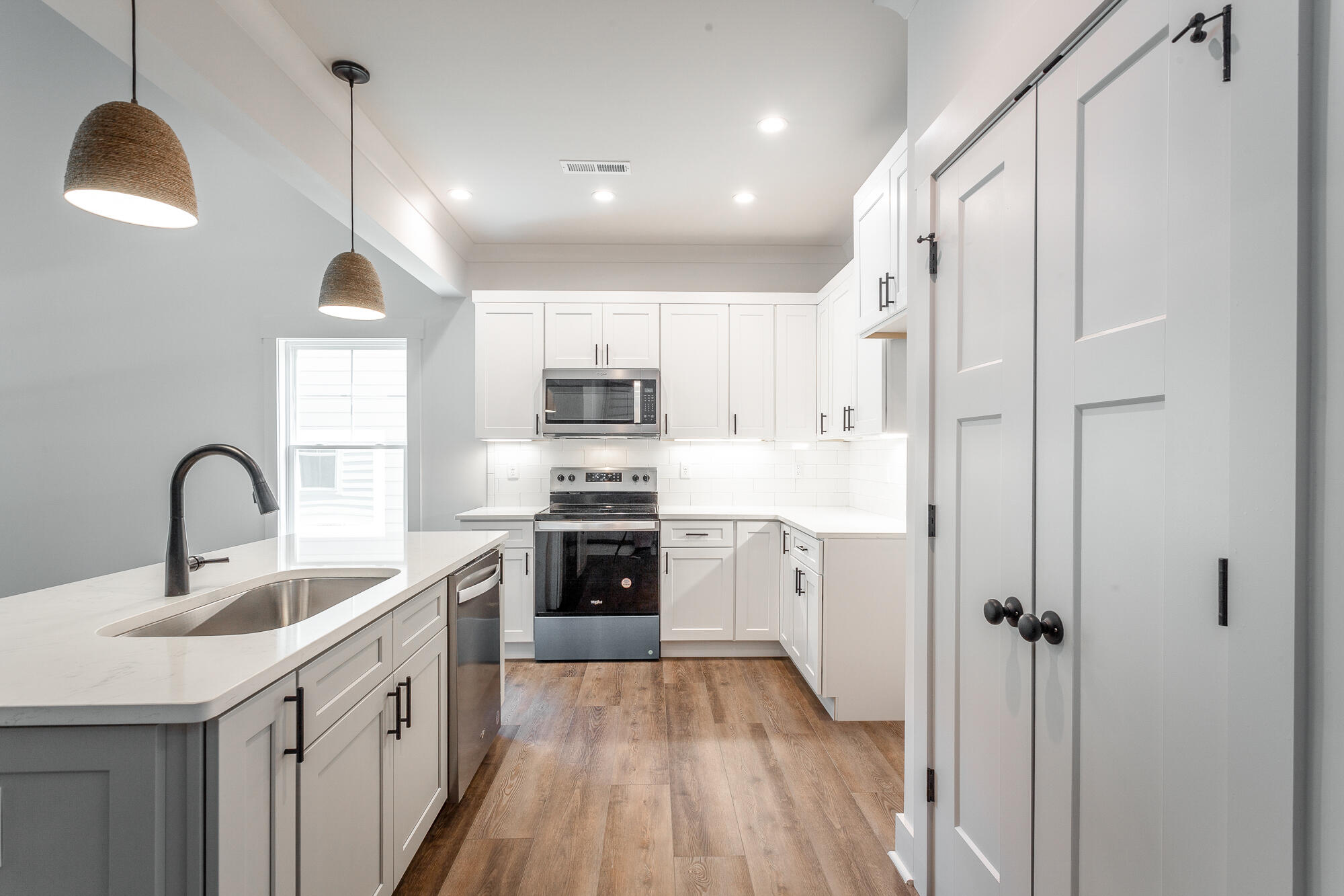 37 Willow Grove Court, 3