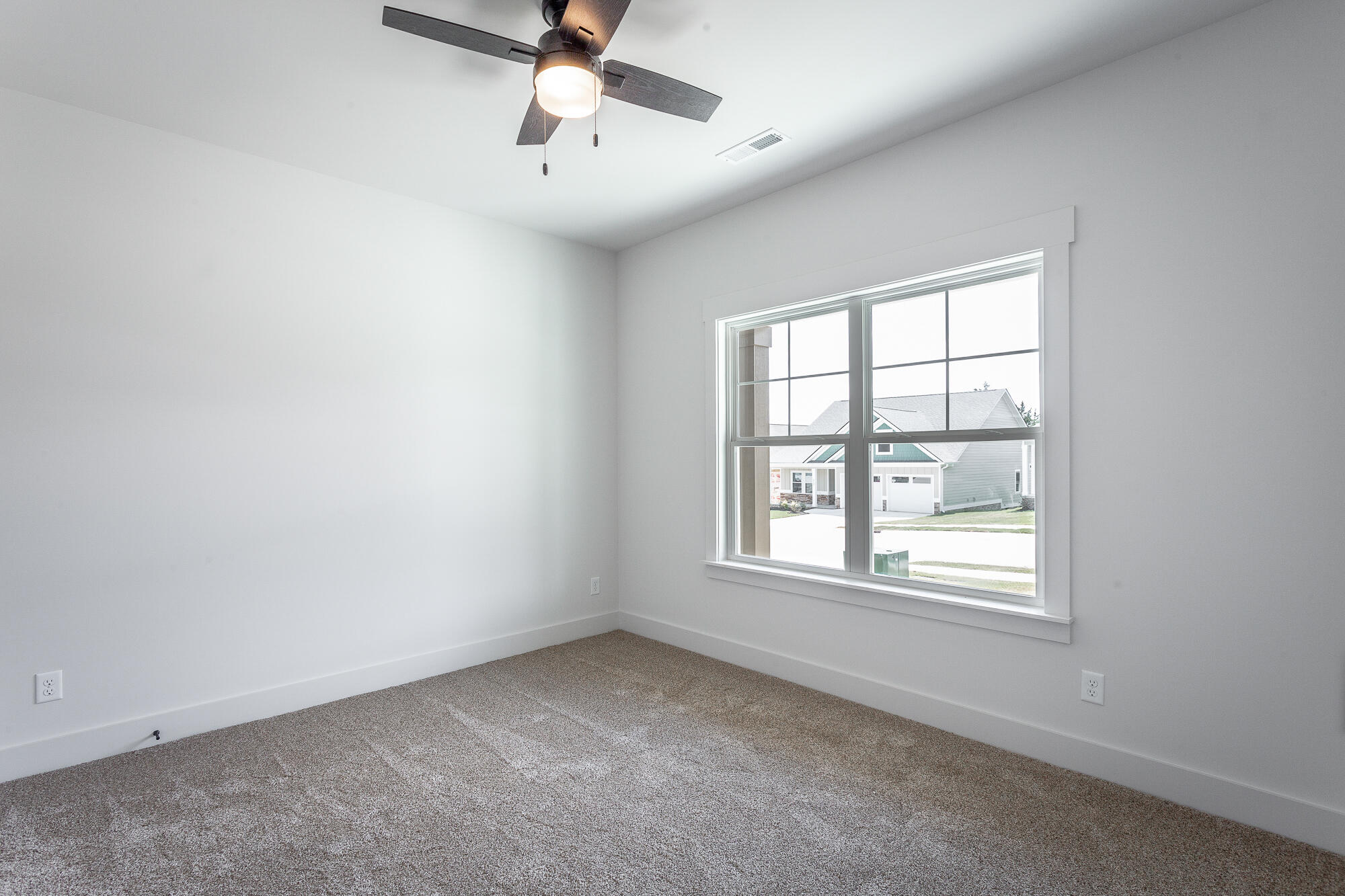 37 Willow Grove Court, 3