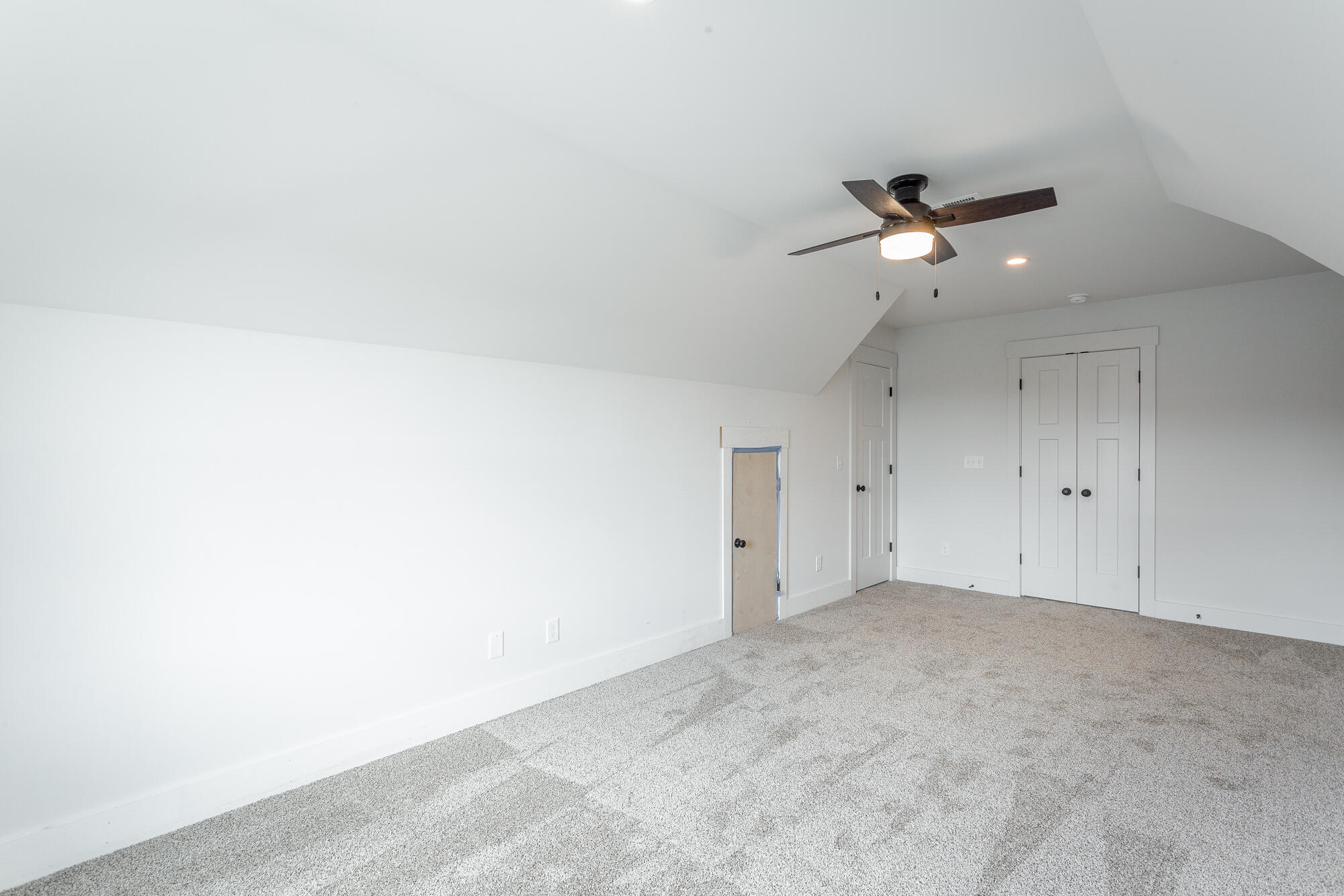 37 Willow Grove Court, 3
