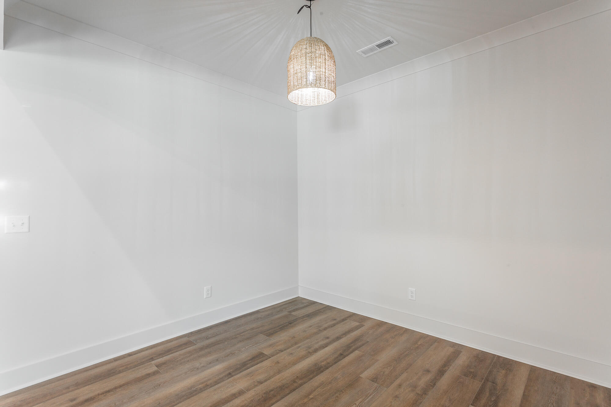 37 Willow Grove Court, 3