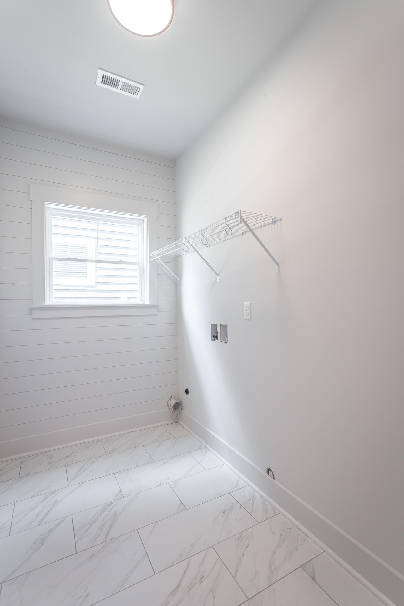 37 Willow Grove Court, 3
