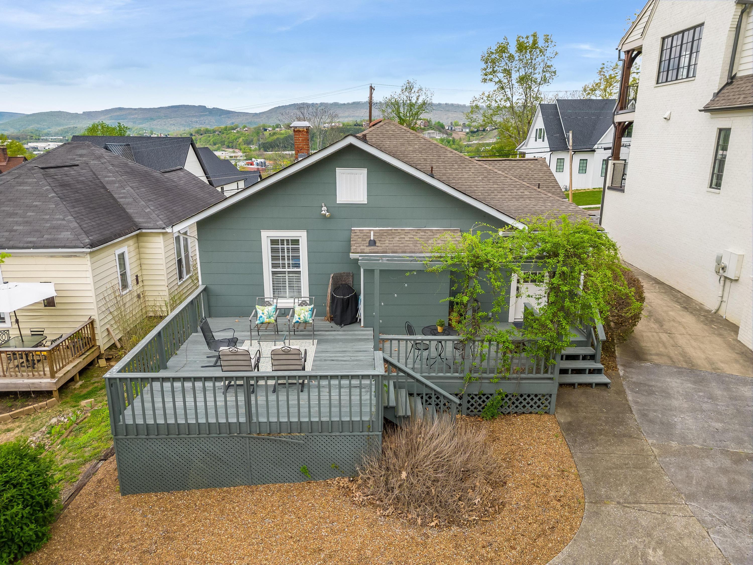 506 Forest Avenue