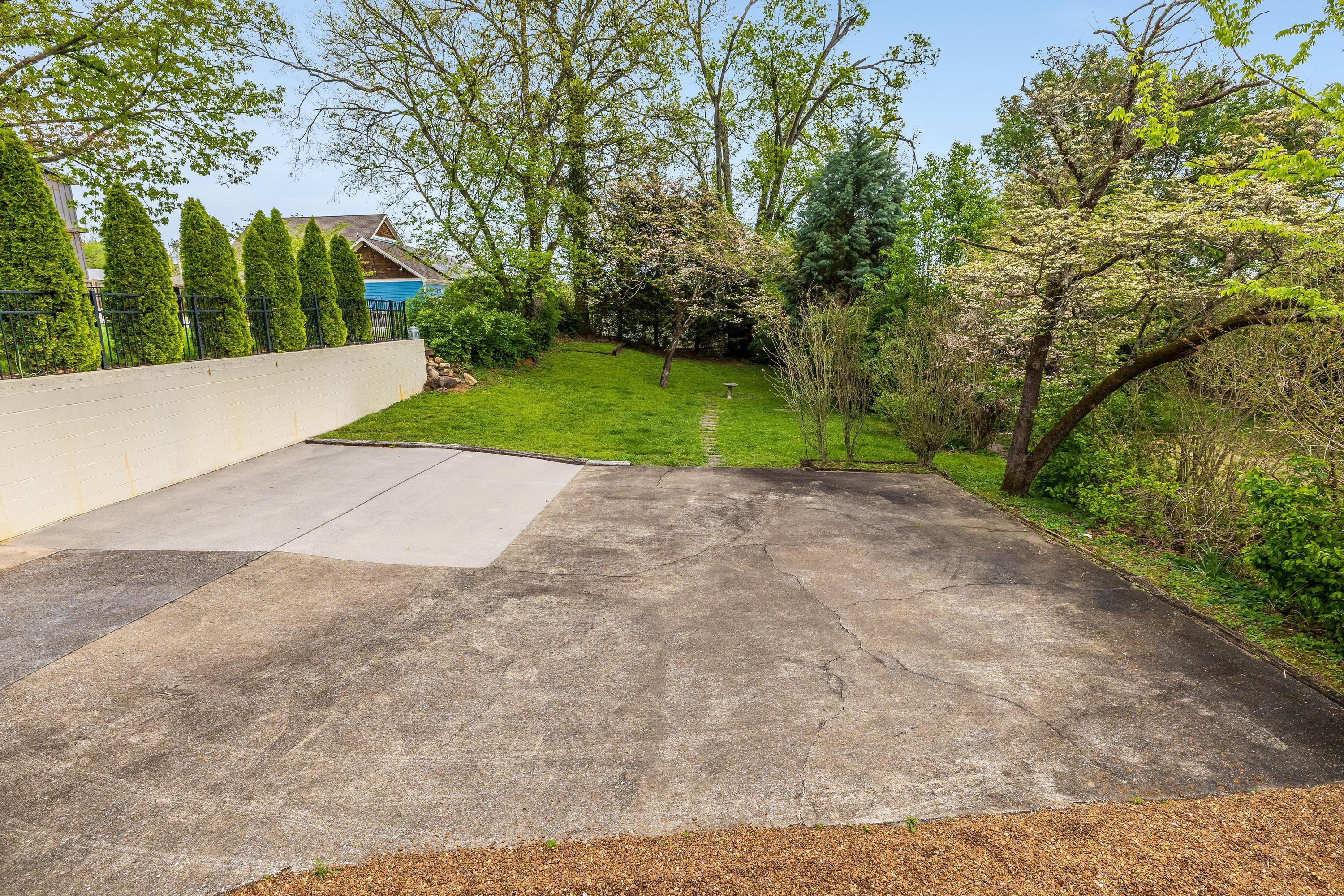 506 Forest Avenue